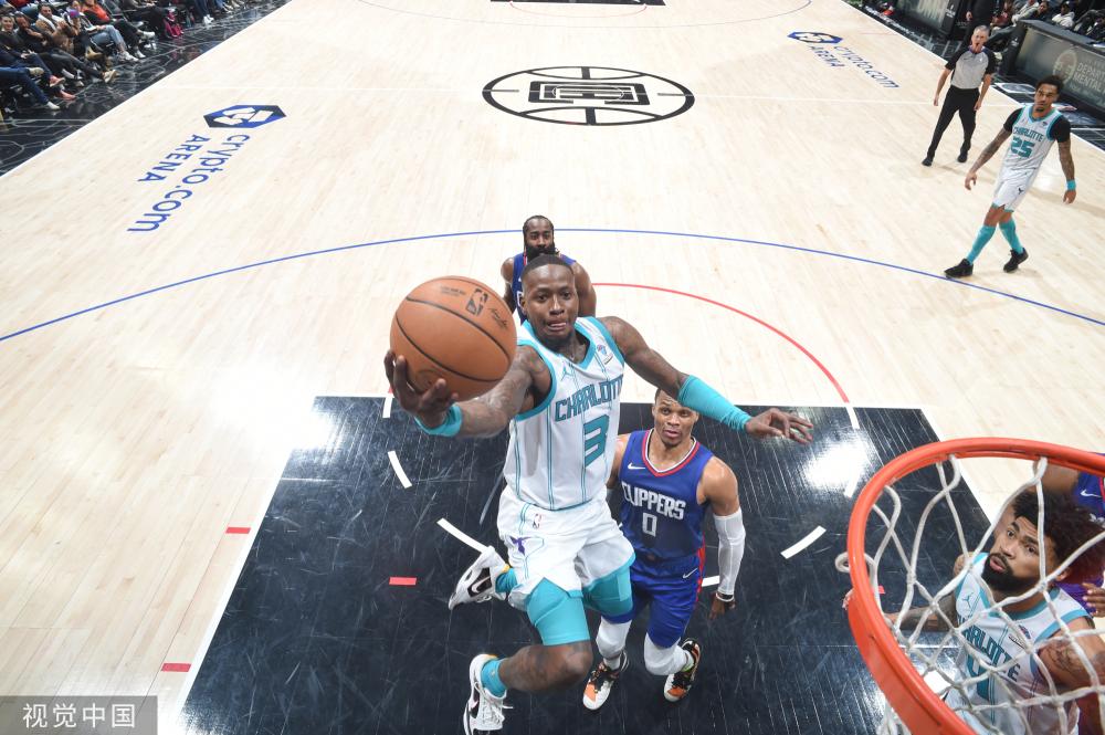 跌入联赛中 跌入联赛中