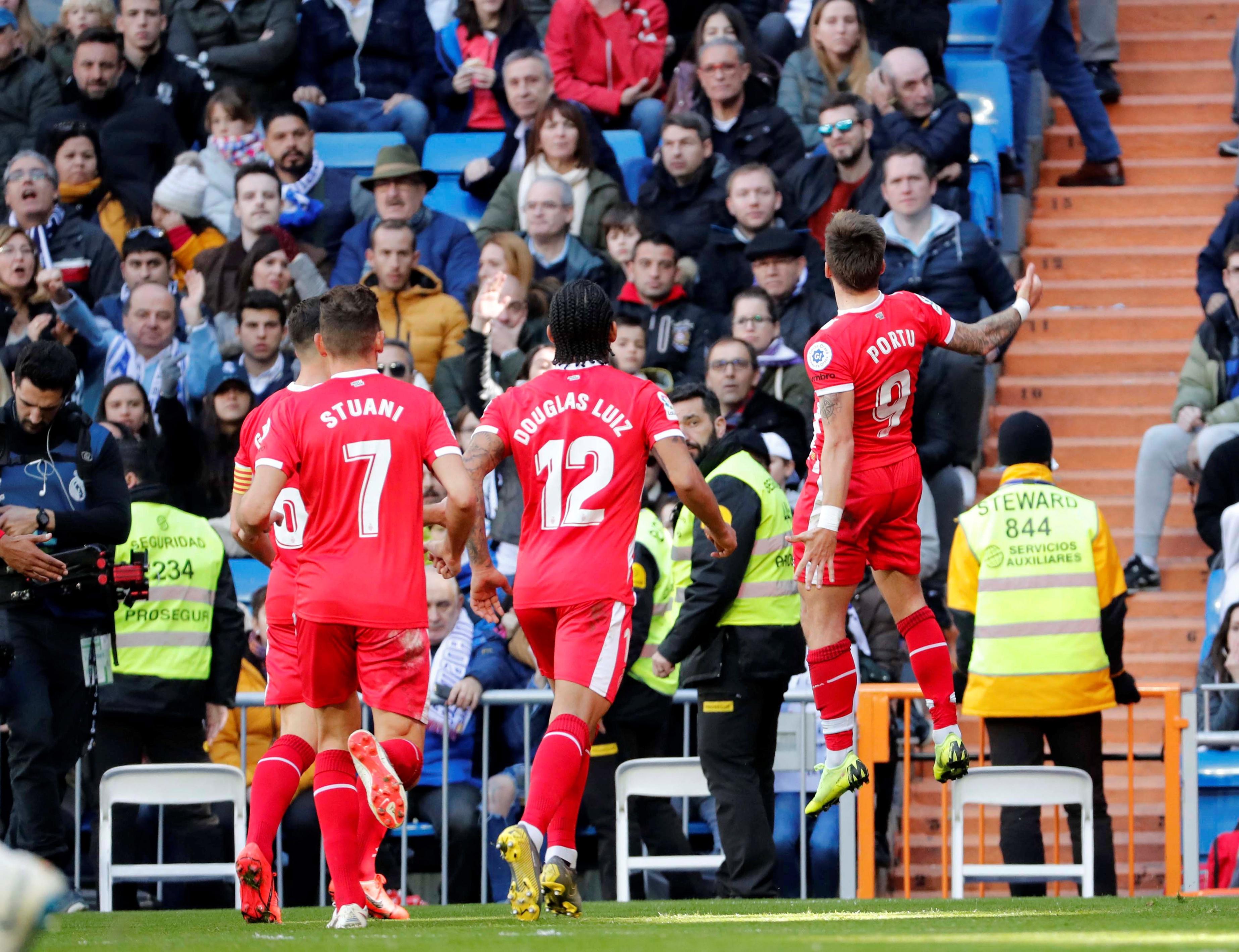 对球迷及市 对球迷及市